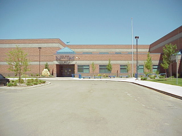 Les Bois Junior High School